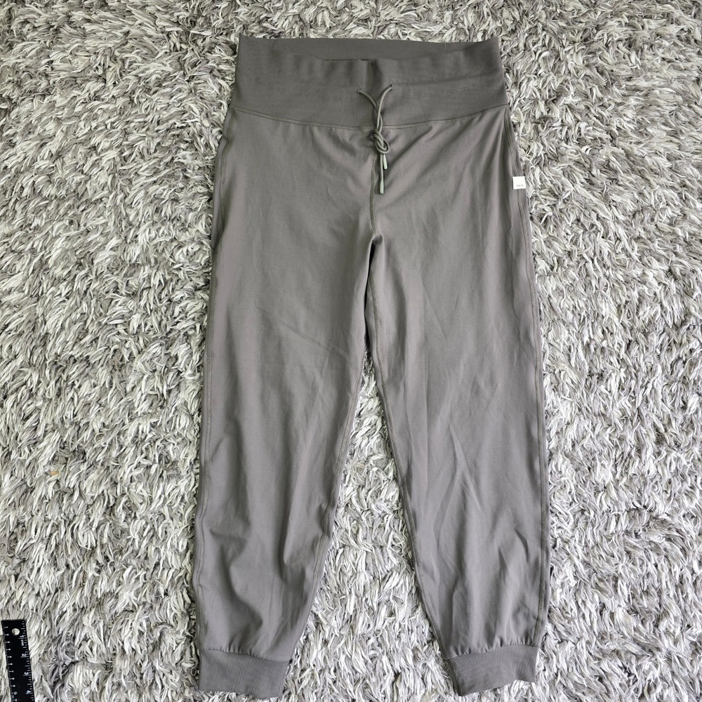 Vuori Womens Performance Jogger Pants Gray Olive High Rise Drawstring SZ M READ